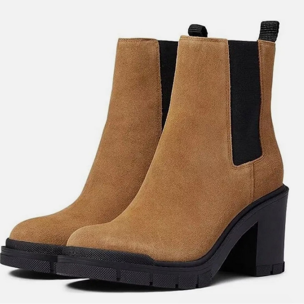 Marc Fisher Vanlisa Lug Sole Chelsea Heeled Combat